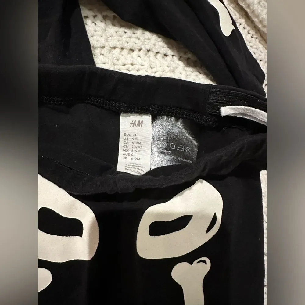 H&M Skeleton 2 Piece Outfit (Pants & Shirt) Size -9 Months